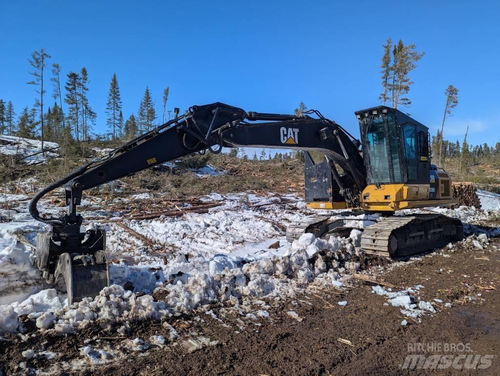 CAT 320 D FM Baļķu iekrāvēji
