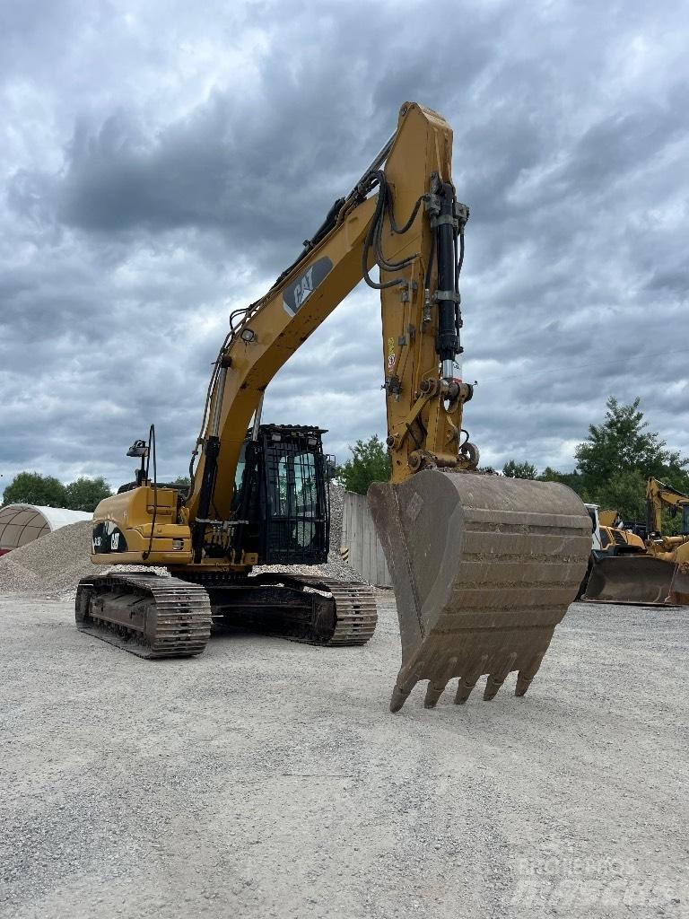 CAT 319 D L Kāpurķēžu ekskavatori