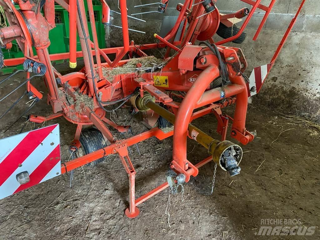 Kuhn GF 7601 MHO Grābekļi un siena ārdītāji
