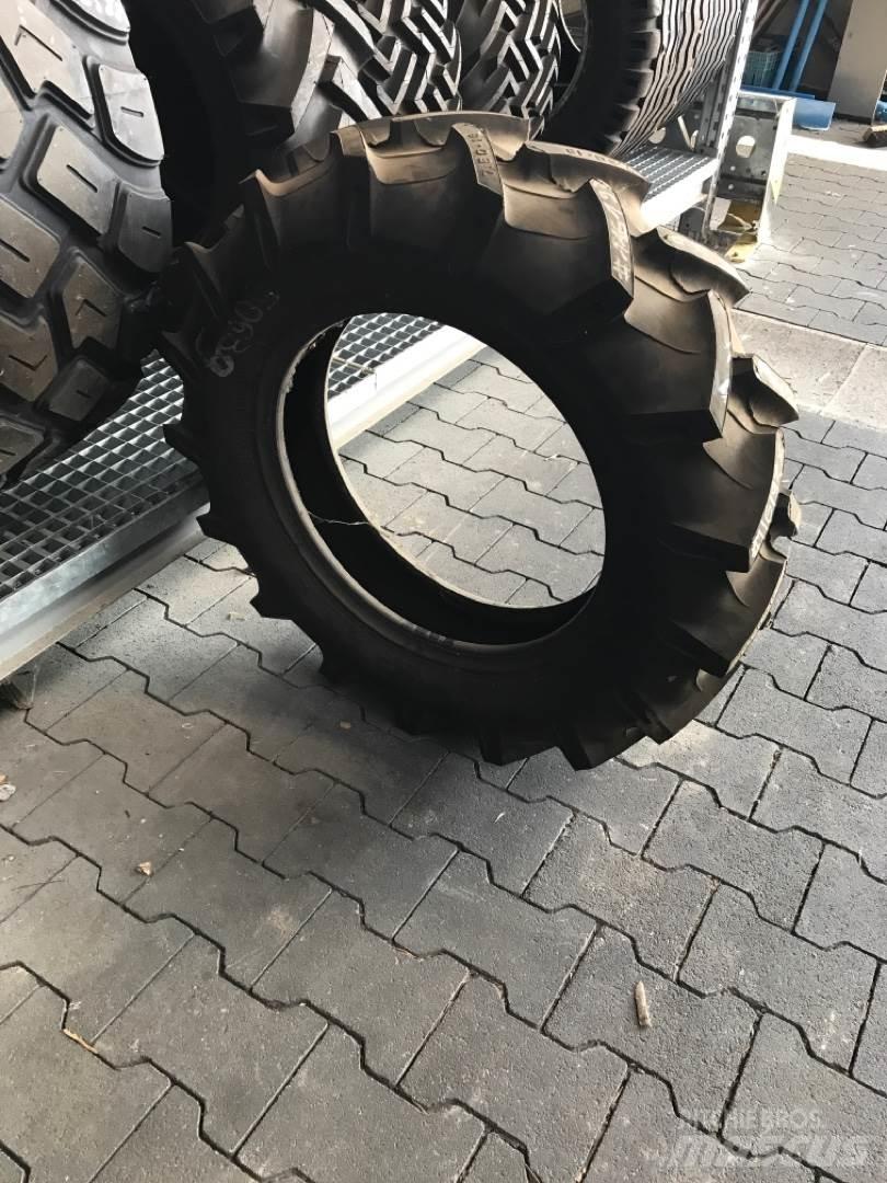 Pirelli 7.50-18 Riepas, riteņi un diski
