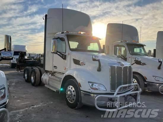Peterbilt 579 Vilcēji