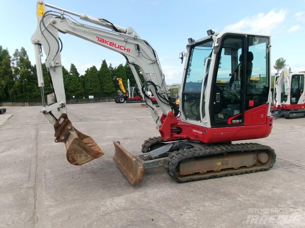 Takeuchi TB235-2 Mini ekskavatori < 7 t