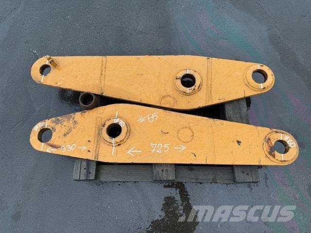 CNH BUCKET LINK Kausi