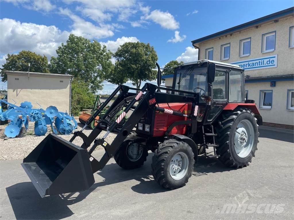 Belarus MTS 820 + FL Traktori