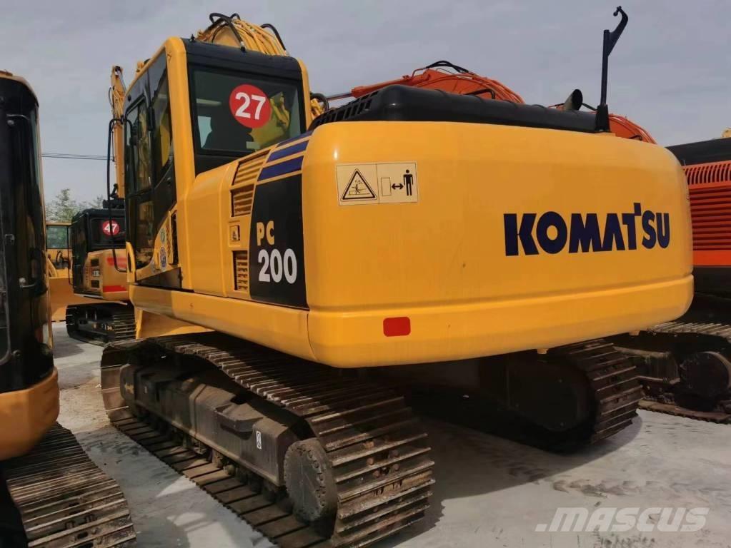 Komatsu PC 200-8 Kāpurķēžu ekskavatori