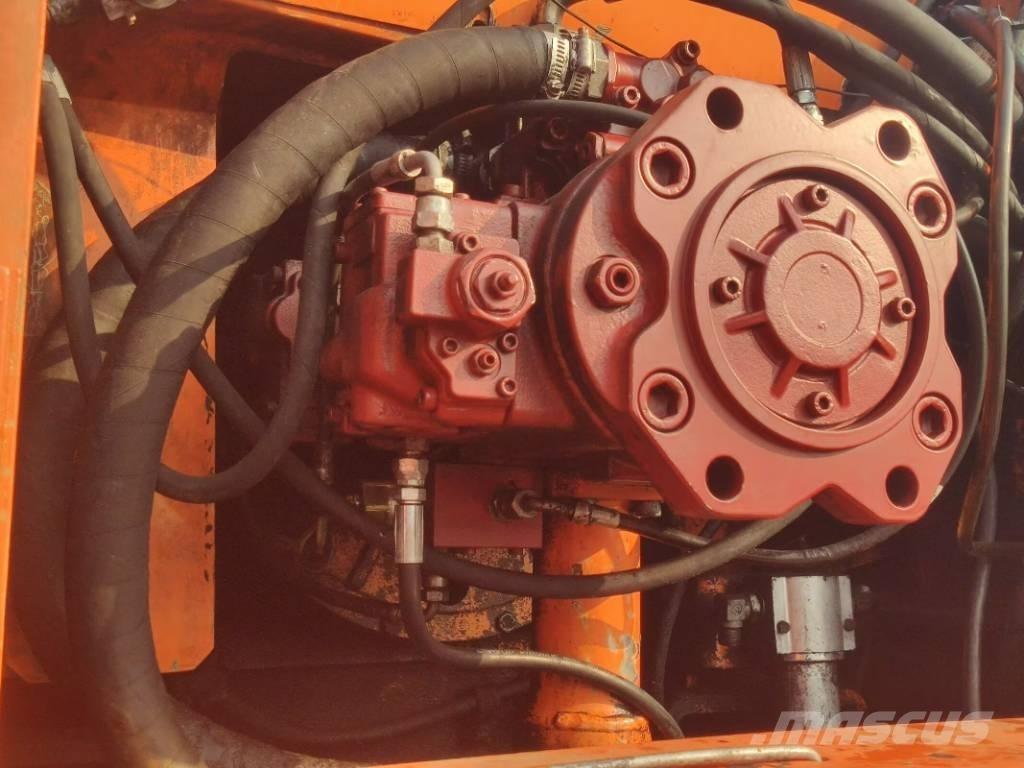 Doosan DH210W-7 Ekskavatori uz riteņiem