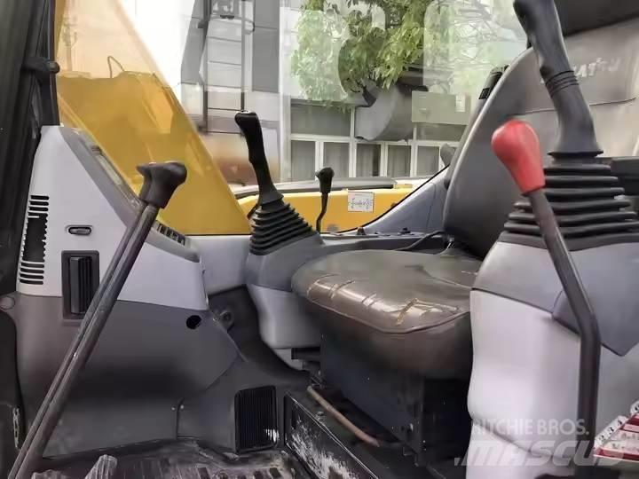 Komatsu PC78US Vidēja lieluma ekskavatori 7 t - 12 t