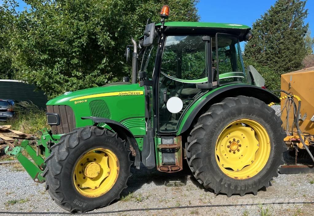 John Deere 5090 R Traktori