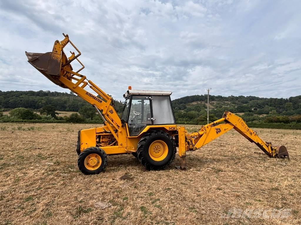 JCB 3 CX Ekskavatori-iekrāvēji