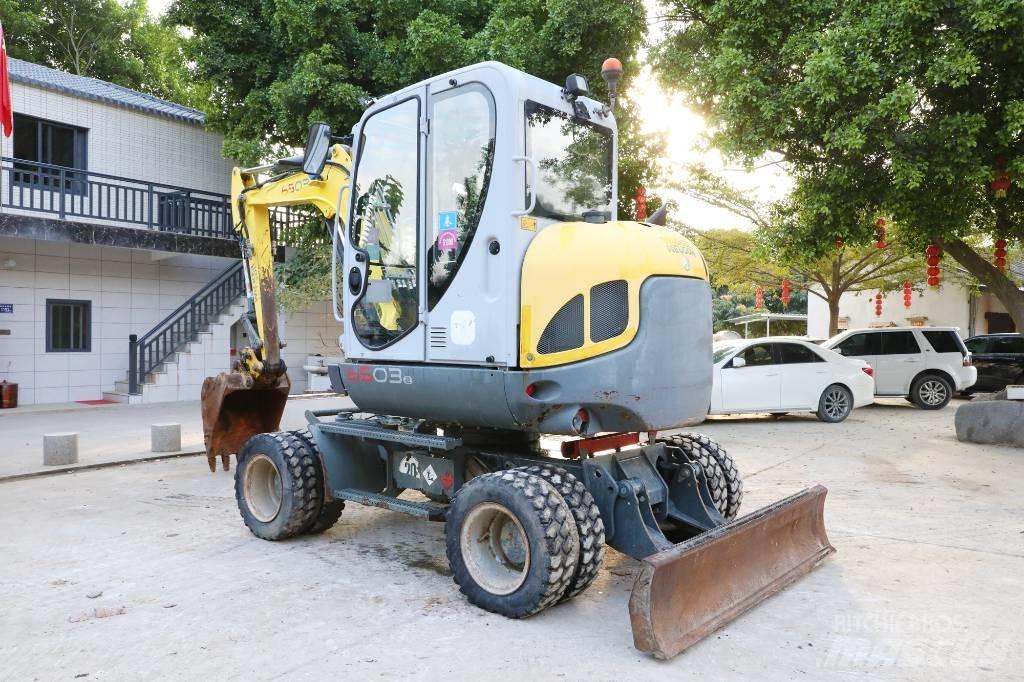 Wacker Neuson 6503 Ekskavatori uz riteņiem