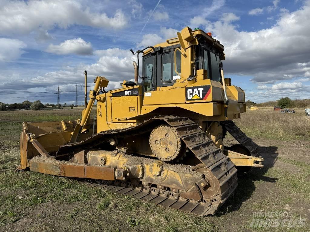 CAT D 6 T LGP Kāpurķēžu buldozeri