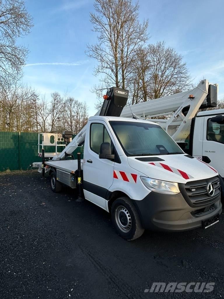 VERSALIFT V-200 Pacēlāji uz automašīnas bāzes