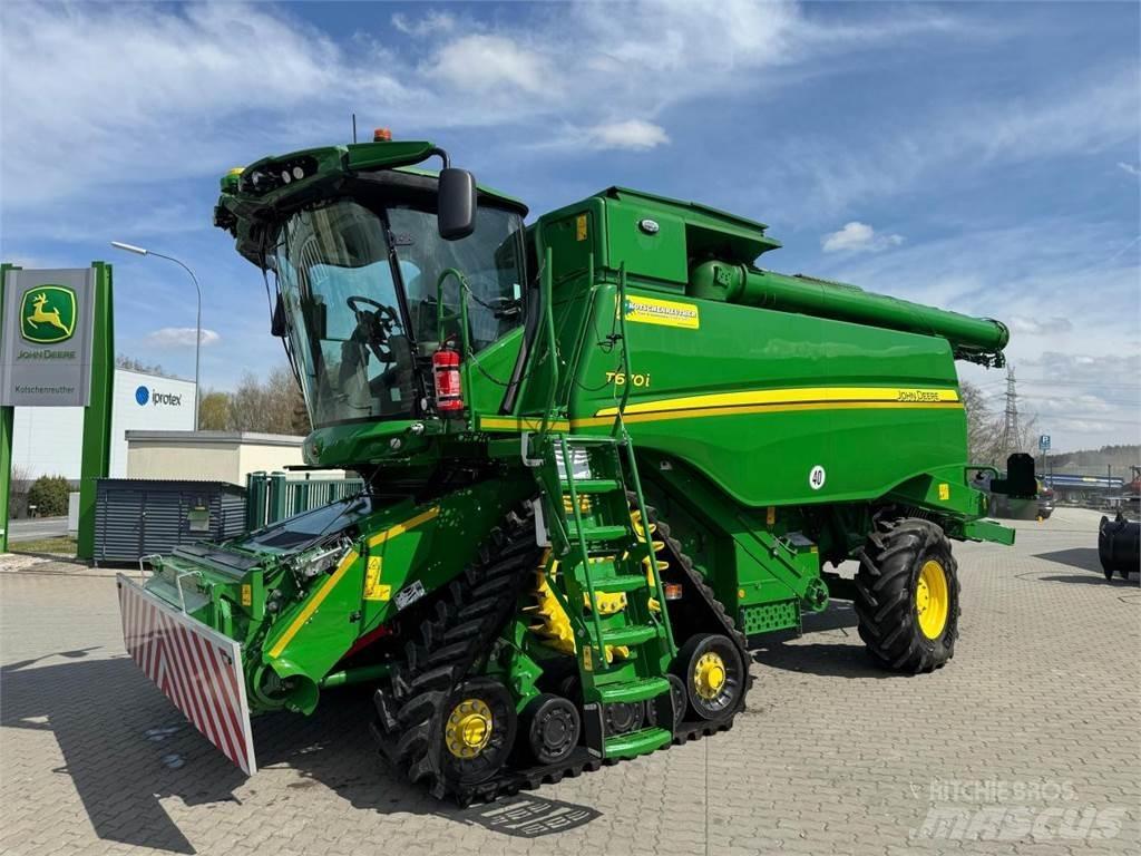 John Deere T670 Ražas novākšanas kombaini