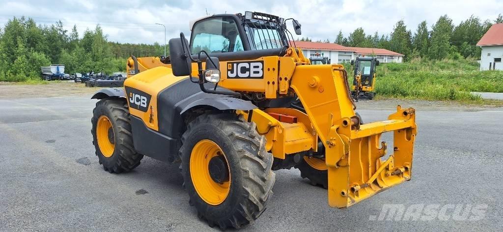 JCB 535-95 Teleskopiskie manipulatori