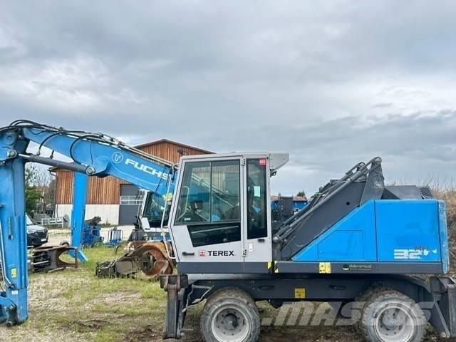 Fuchs MHL 320 Industriālie iekrāvēji