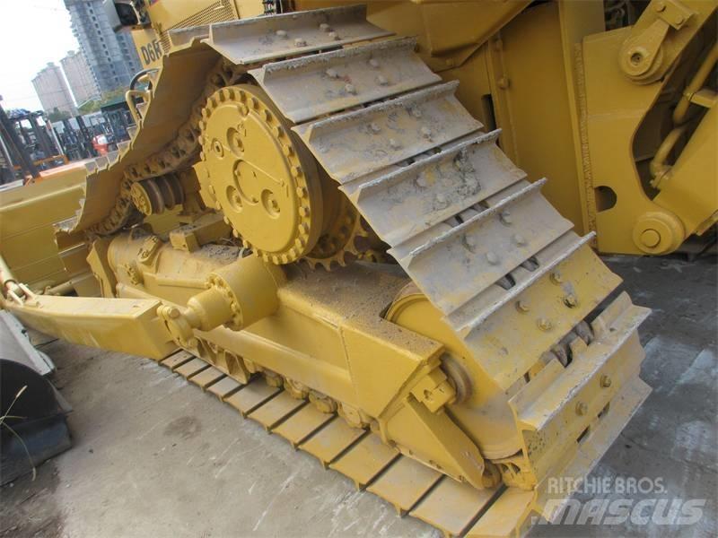 CAT D 6 R Greideri