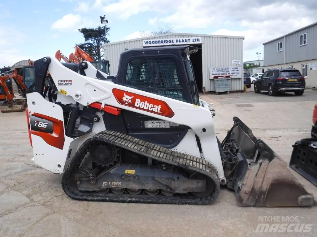 Bobcat T 86 Lietoti riteņu kompaktiekrāvēji