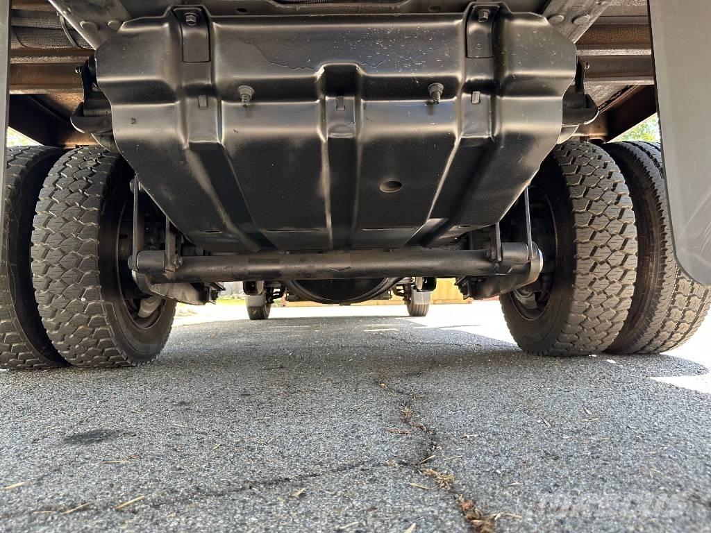 Ford F 550 Pacēlāji uz automašīnas bāzes