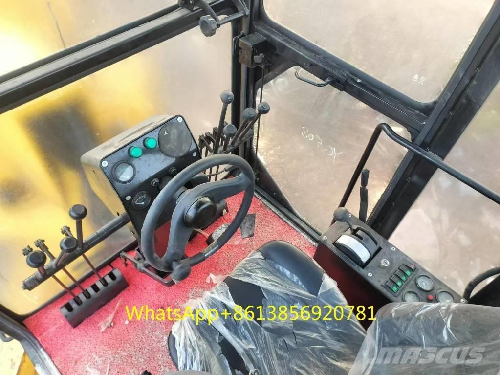 Komatsu GD 655 Greideri