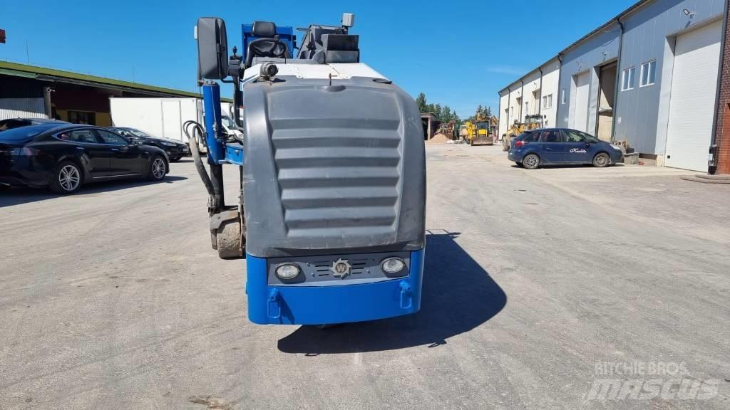 Wirtgen W 50 DC Asfalta dzesēšanas iekārtas