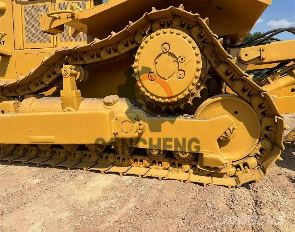 CAT D 8 R Kāpurķēžu buldozeri