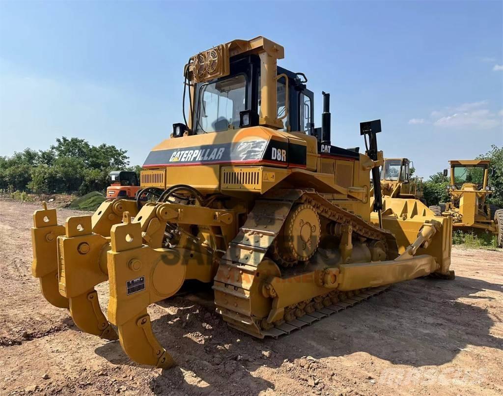 CAT D 8 R Kāpurķēžu buldozeri