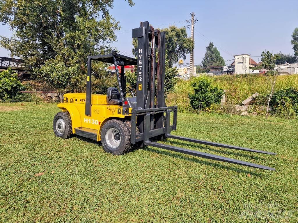 Hyster H 130 F Tehnika ar dīzeļa dzinēju