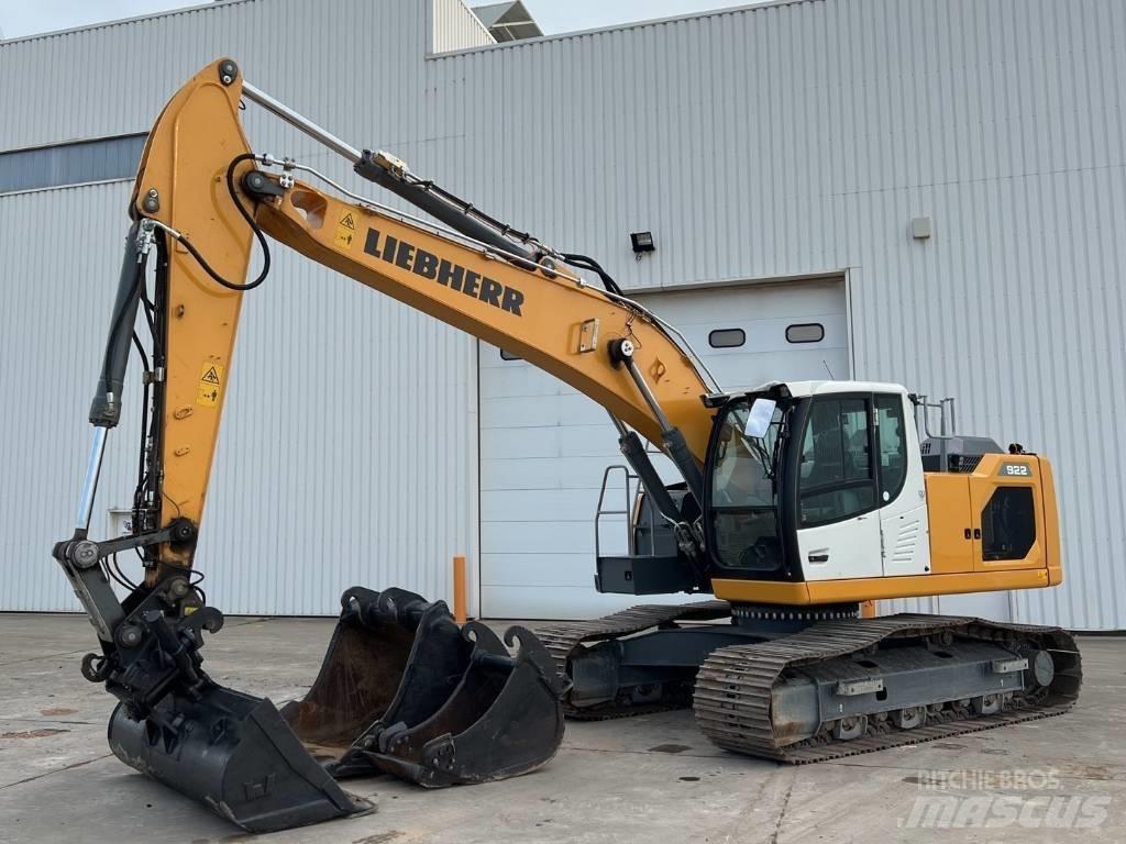 Liebherr R922 LC Kāpurķēžu ekskavatori