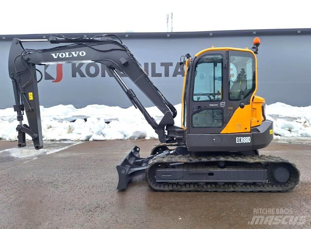 Volvo ECR88D Vidēja lieluma ekskavatori 7 t - 12 t