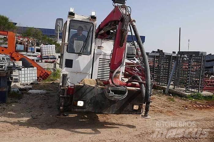 Titan IS26 Akmens/betona mašīnas