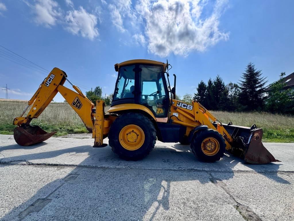 JCB 3 CX Ekskavatori-iekrāvēji