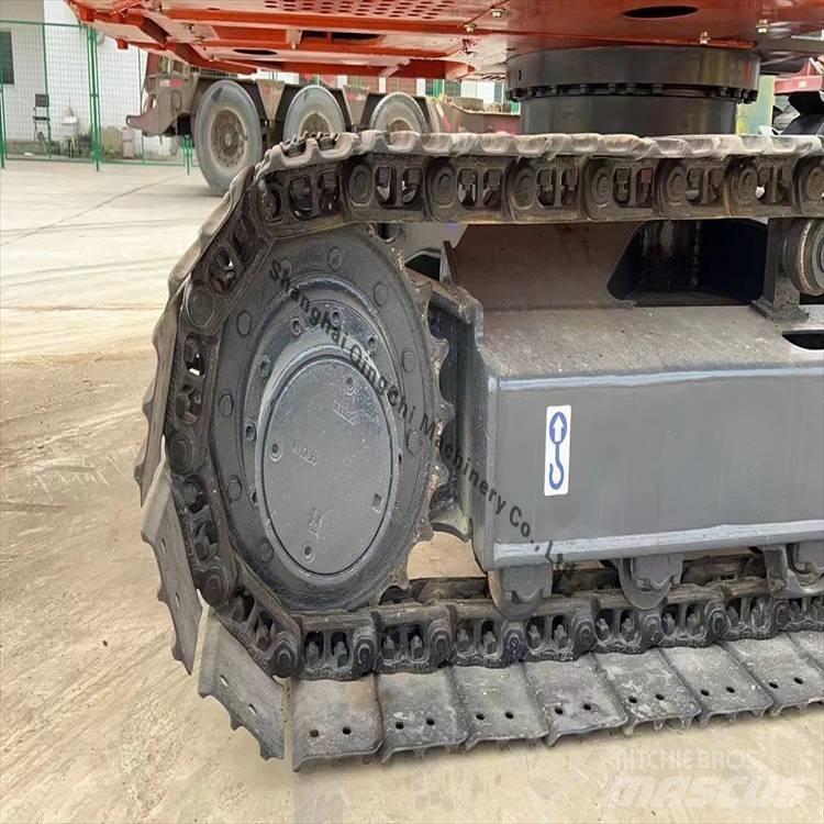 Hitachi zx70 Kāpurķēžu ekskavatori