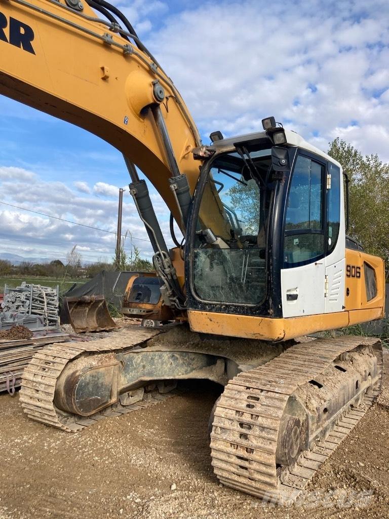 Liebherr R 906 Kāpurķēžu ekskavatori