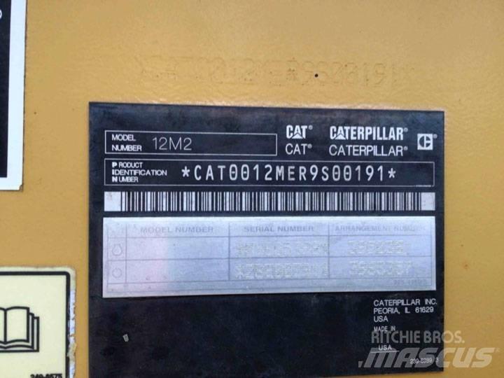 CAT 12M2 Greideri