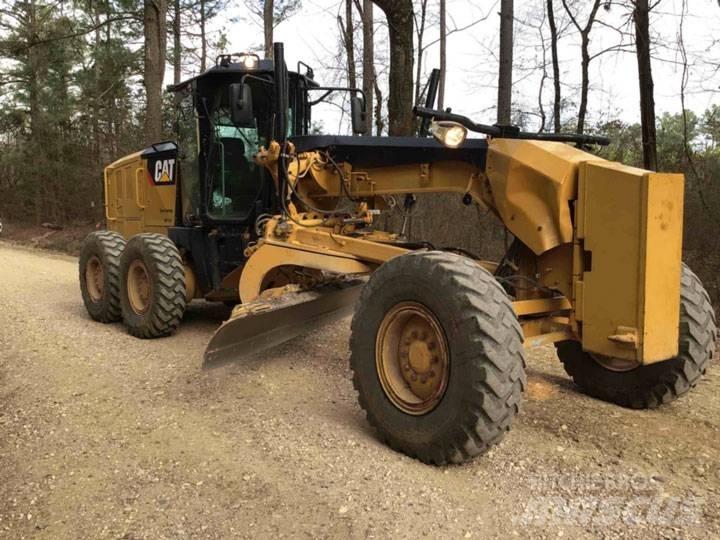 CAT 12M2 Greideri
