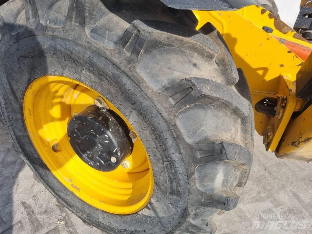 JCB 535-125 Hiviz Teleskopiskie manipulatori
