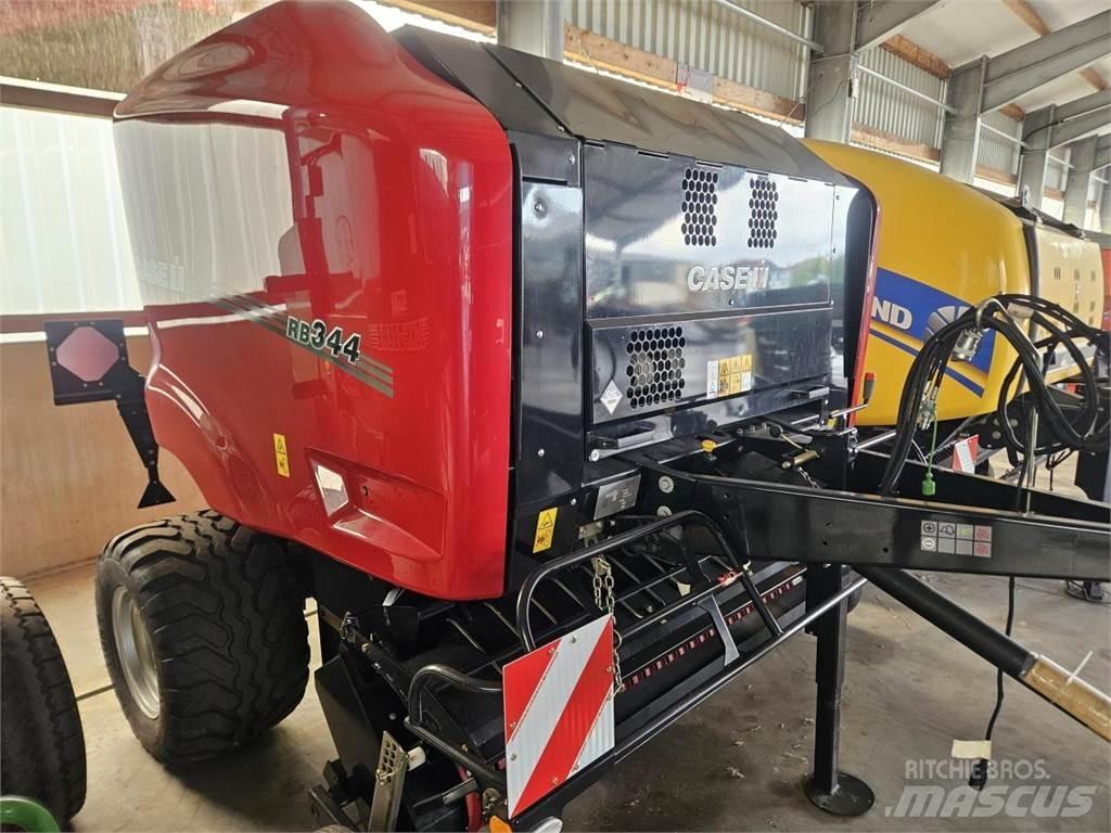 Case IH RB 344 RC Rituļu preses
