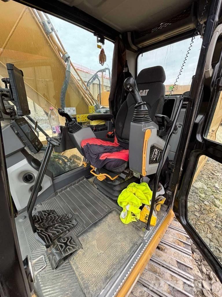 CAT 320 Kāpurķēžu ekskavatori