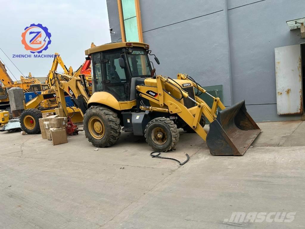 CAT 420 F Ekskavatori-iekrāvēji