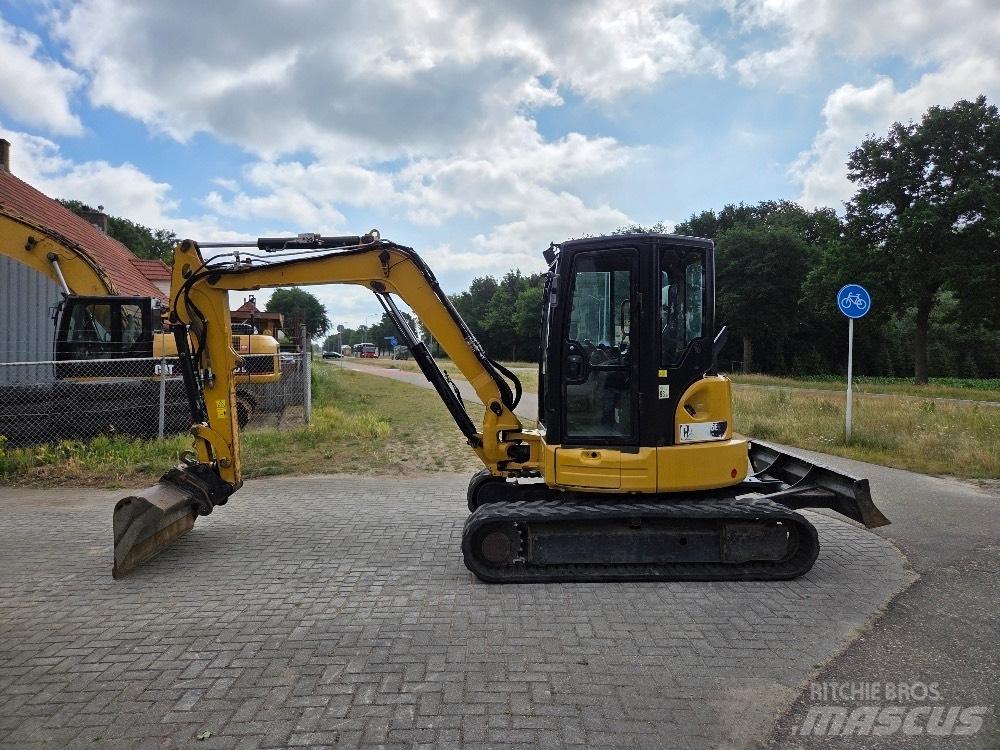 CAT 305E Mini ekskavatori < 7 t