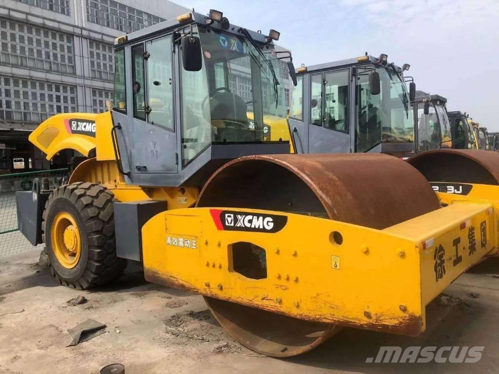 XCMG XS 223 J Vienvalča grunts veltņi