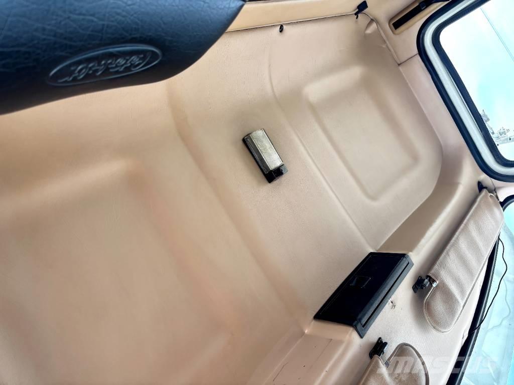 Mack Granite Kabeļu pacēlājs nomontējamām kravas mašīnām