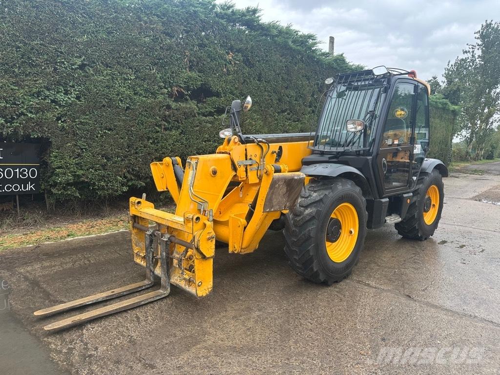 JCB 533-105 Teleskopiskie manipulatori