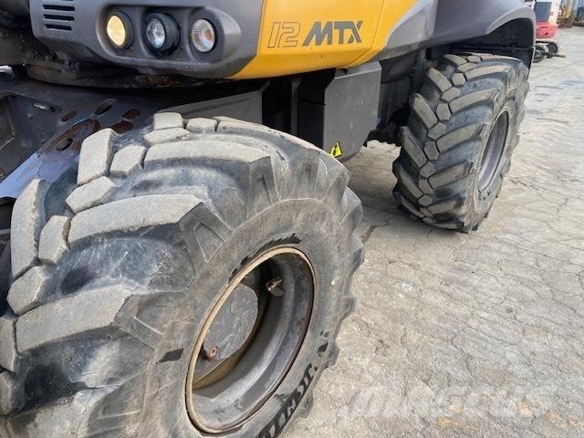 Mecalac 12 M TX Ekskavatori uz riteņiem