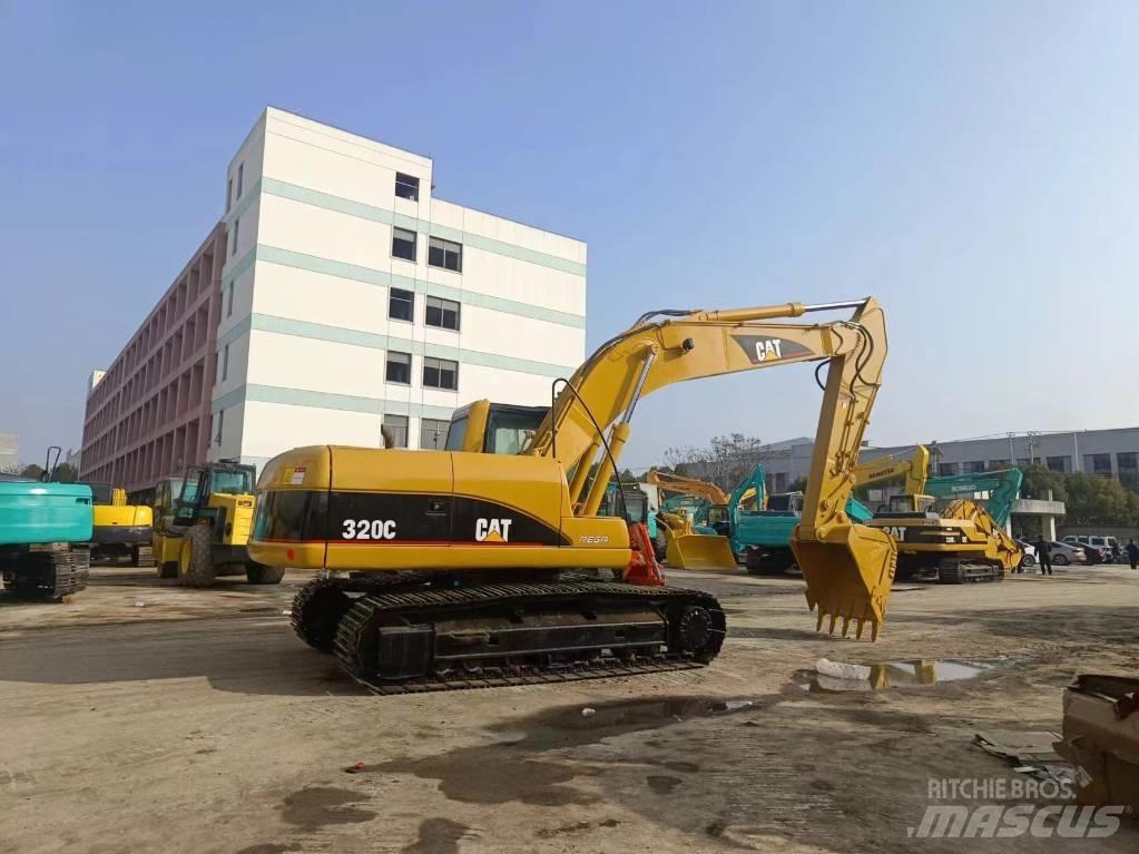 CAT 320 C Kāpurķēžu ekskavatori