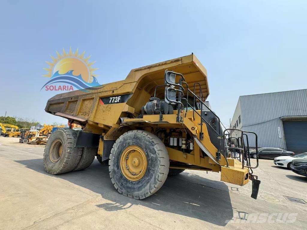 CAT 773 F Artikulētie pašizgāzēji