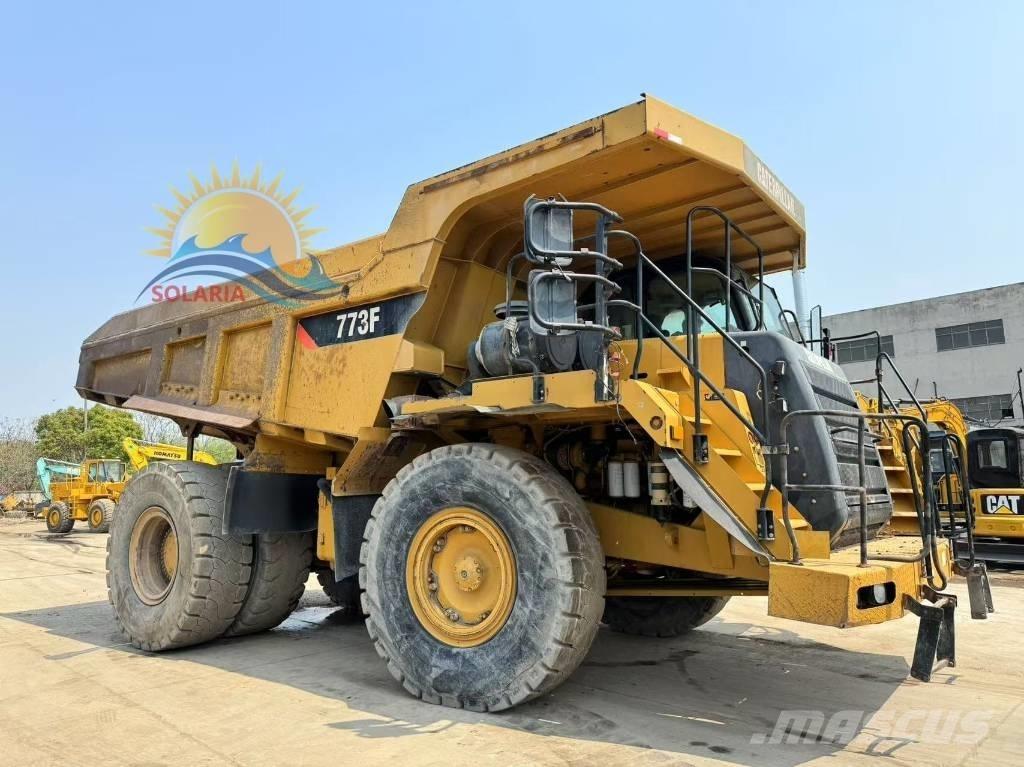 CAT 773 F Artikulētie pašizgāzēji