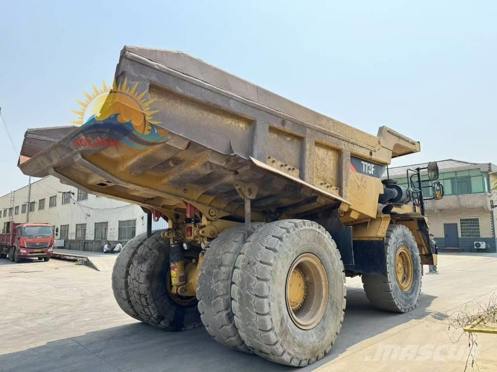 CAT 773 F Artikulētie pašizgāzēji