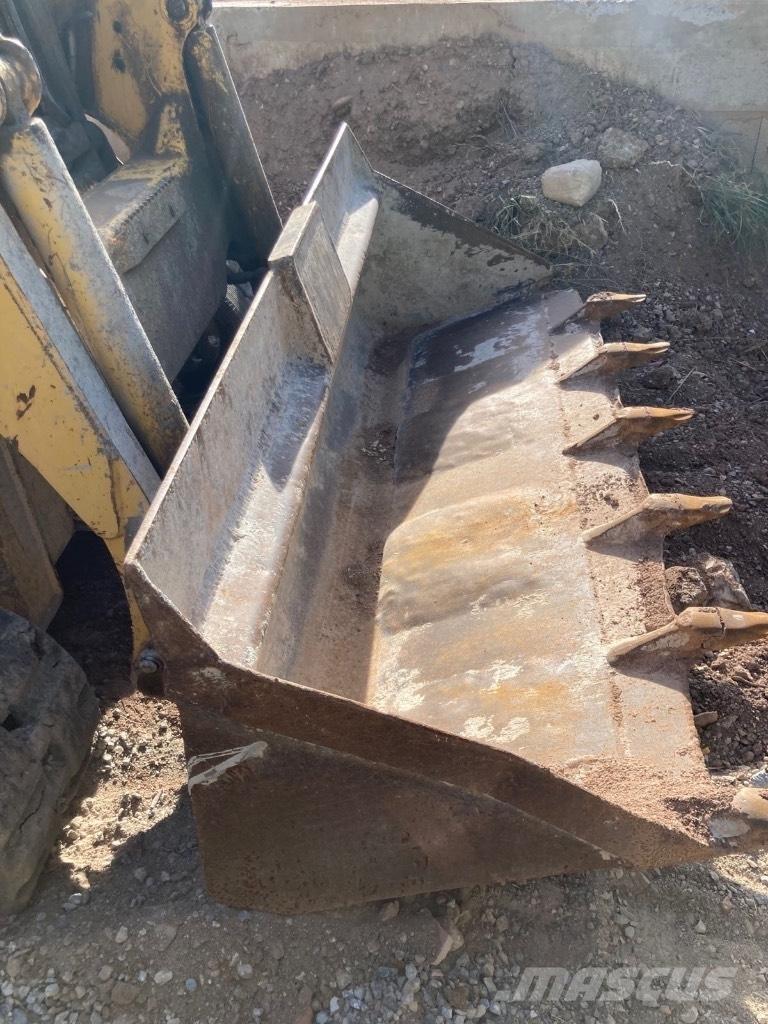 Komatsu CK 30-1 Mini iekrāvēji