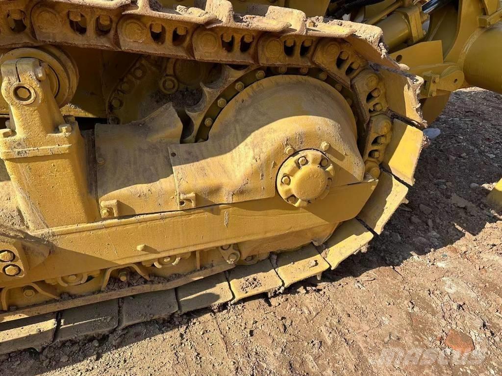 CAT D 8 K Kāpurķēžu buldozeri